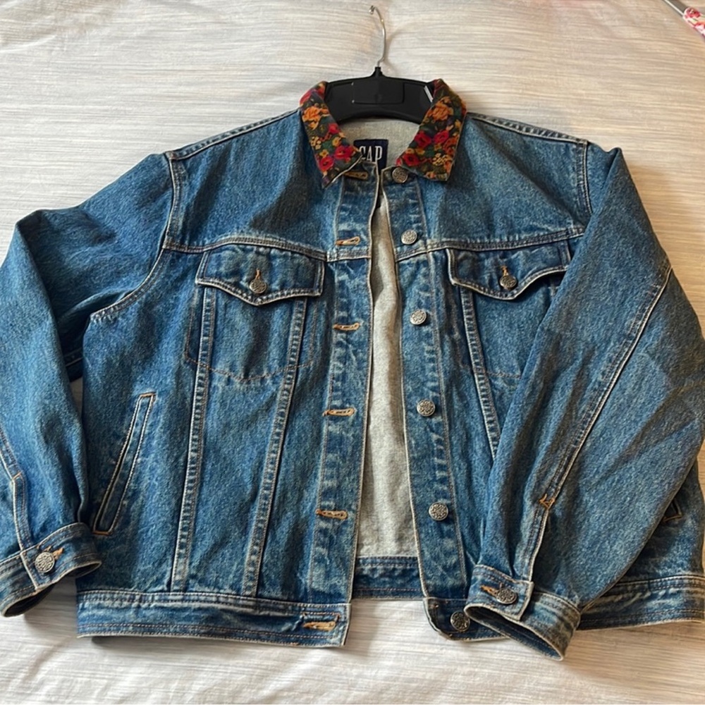 VTG GAP 90s Womens Medium Denim Jacket Oversized Velvet Floral Collar